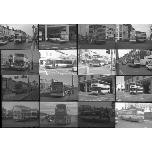 406 - U.K. Bus selection. Approx. 100, individual, 35mm black and white and a few colour negatives. The se... 