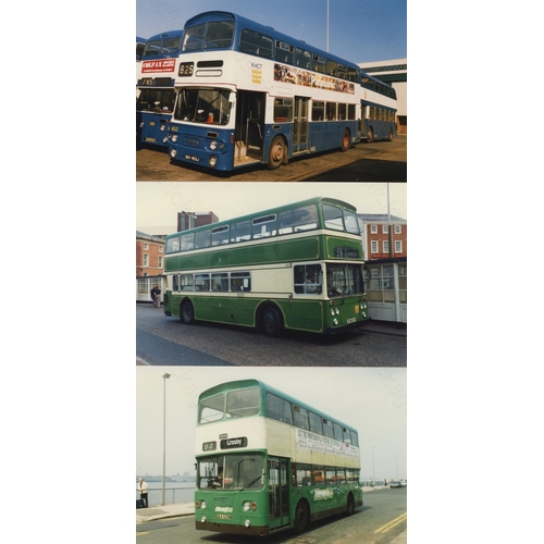 71 - U.K. Bus. Approx. 250 colour prints, postcard size, featuring working  buses and preserved buses at ... 