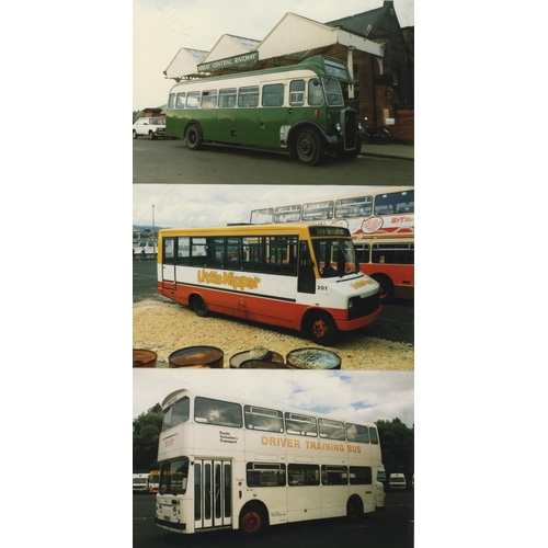 71 - U.K. Bus. Approx. 250 colour prints, postcard size, featuring working  buses and preserved buses at ... 