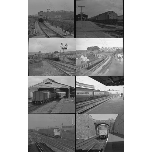 148 - Railway. Original black & white, individual, medium format negatives by John Vaughan.
Approx. 100. R... 