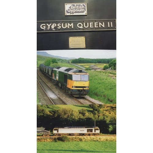 317 - Railway. Modern Traction.  A total of 5 flip photo albums containing approx. 600 colour, postcard si... 