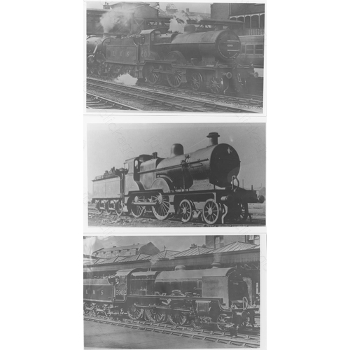 538 - Railway. L.M.S. Steam. A good collection of approx. 200+, black and white, postcard size prints. Aro... 