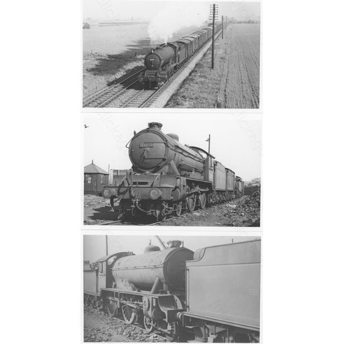 539 - Railway. B.R. Steam. A good collection of approx. 180, black and white, postcard size prints.  Aroun... 