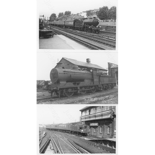 540 - Railway. Ex Southern Steam. A good collection of approx. 160, black and white, postcard size prints.... 