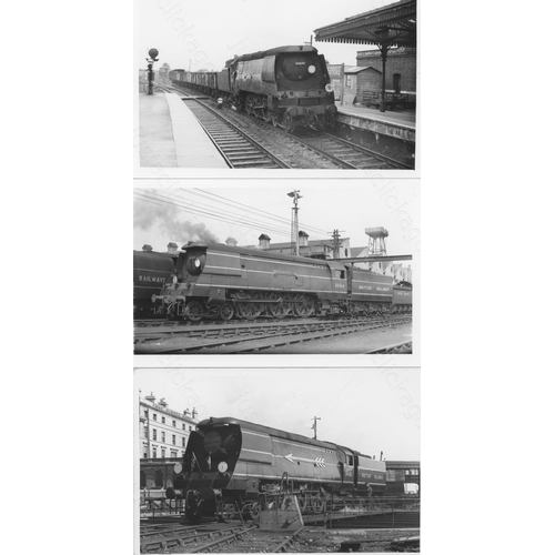 540 - Railway. Ex Southern Steam. A good collection of approx. 160, black and white, postcard size prints.... 