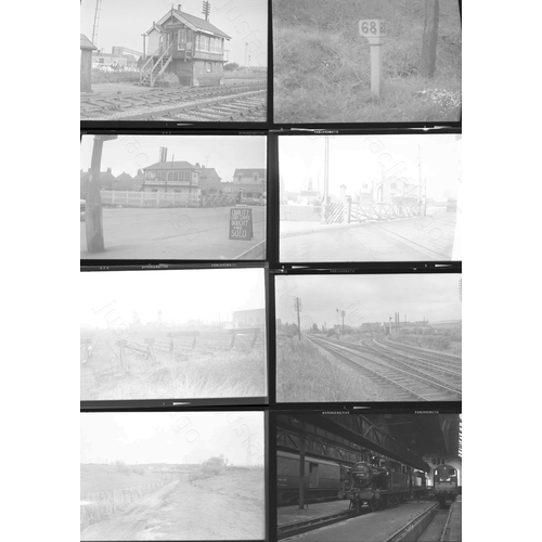 90 - Railway. Infrastructure. A very interesting lot of approx. 200 x black and white, medium format nega... 