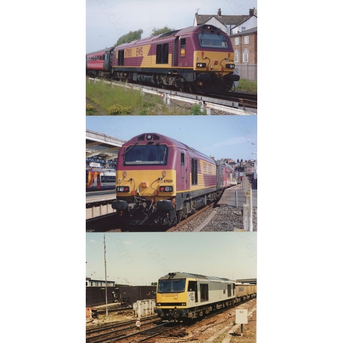 133 - Railway. Modern Traction. A collection of approx. 180 x 6