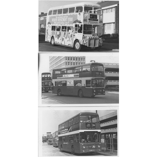 135 - U.K. Buses. A collection of approx. 150 x 6