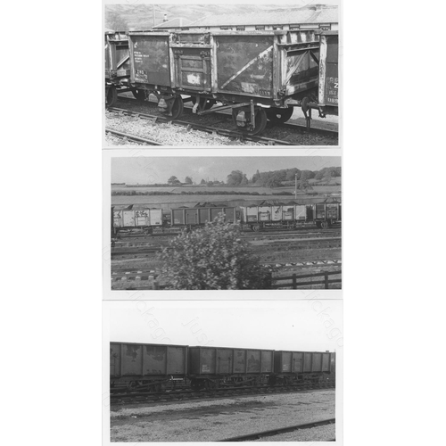 145 - Railway. Infrastructure - Wagons. A selection of approx. 150, black and white and colour prints, mos... 