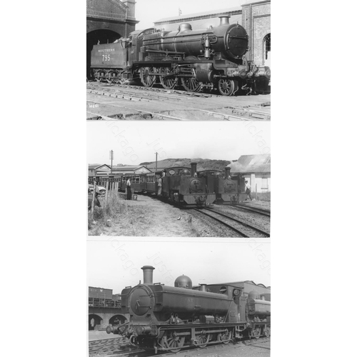 16 - Railway. B.R. Steam and Diesel. A box of Approx. 700, black and white, postcard size prints. The pri... 