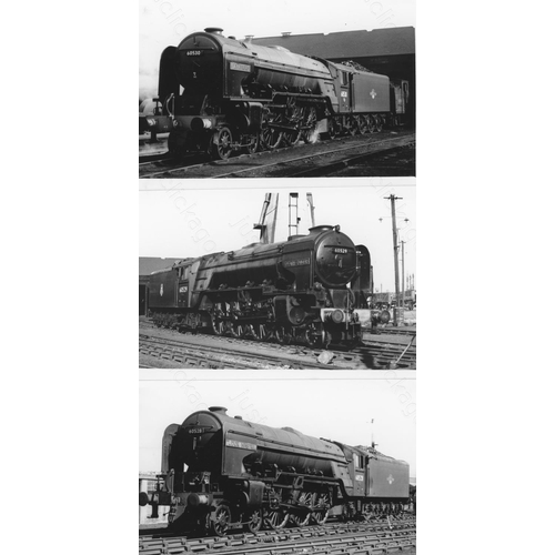 194 - Railway. B.R. Steam. A good collection of approx. 250+, black and white, postcard size prints. The p... 