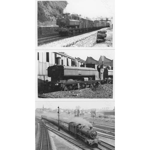 197 - Railway. B.R. Steam. A good collection of approx. 270+, black and white, postcard size prints. The p... 