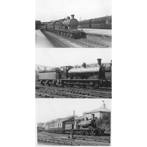 198 - Railway. B.R. Steam. A good collection of approx. 275, black and white, postcard size prints. The pr... 