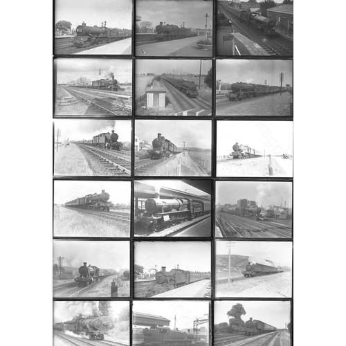 207 - Railway. GWR Steam locomotives. A fine collection of approx. 33 original small glass plate, black an... 