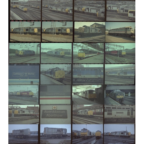 210 - Railway. Modern Traction. Approx. 450, original colour 35mm negatives in strips/negative pages, from... 