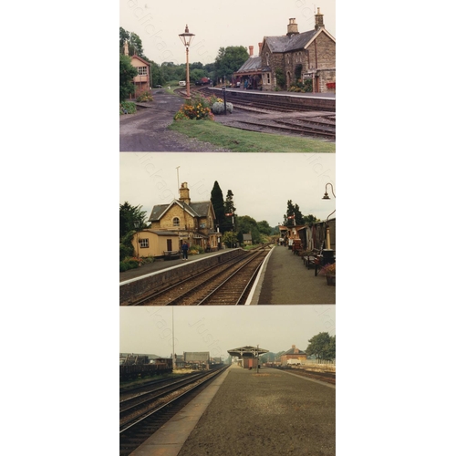 264 - Railway. Infrastructure. A large collection of approx. 450 colour postcard size prints. The prints f... 