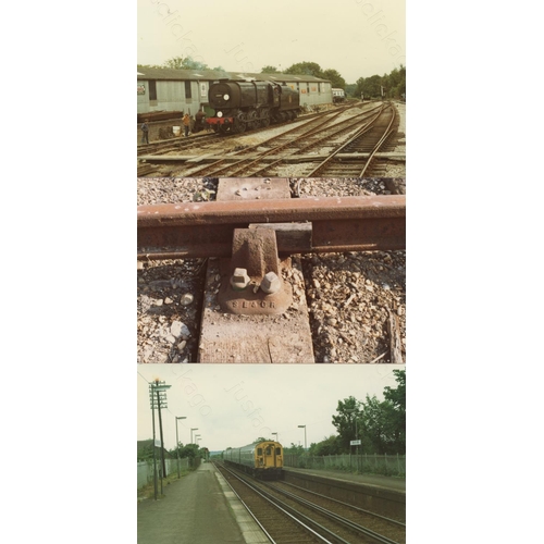 264 - Railway. Infrastructure. A large collection of approx. 450 colour postcard size prints. The prints f... 