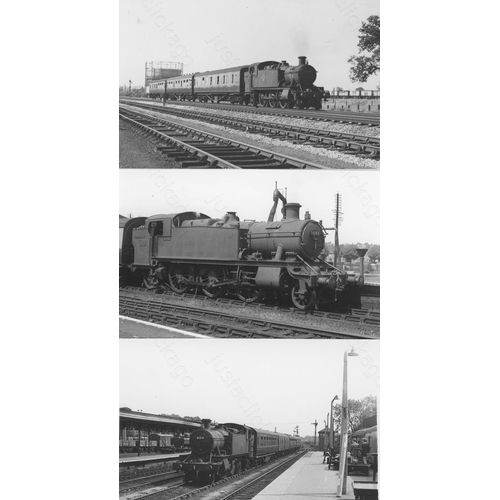 281 - Railway. GWR Locomotives. A shoebox of approx. 1000, black and white postcard size prints of GWR, BR... 