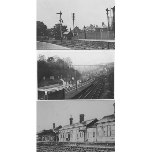 287 - Railway. Infrastructure. A selection of approx. 300, black and white postcard sized prints, with som... 