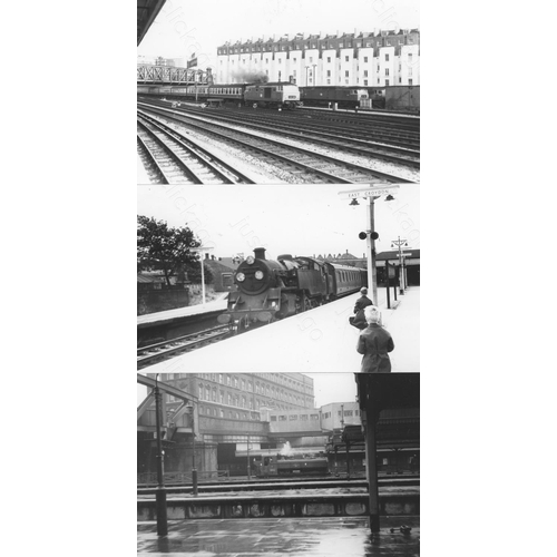 288 - Railway. Infrastructure. A selection of approx. 400, black and white postcard sized prints, with som... 