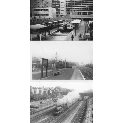 288 - Railway. Infrastructure. A selection of approx. 400, black and white postcard sized prints, with som... 