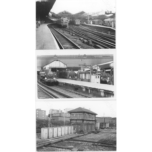 288 - Railway. Infrastructure. A selection of approx. 400, black and white postcard sized prints, with som... 