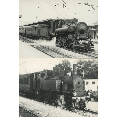 74 - Railway. Overseas Traction. A selection of approx. 180 colour prints, with a few earlier black and w... 