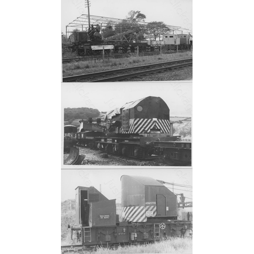 137 - Railway. Infrastructure - Wagons, signals, track machines  and cranes. A selection of approx. 130, b... 