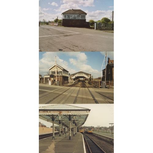 142 - Railway. Infrastructure . A selection of approx. 200, black and white and colour prints, mostly post... 