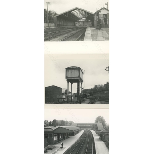 143 - Railway. Infrastructure . A selection of approx. 220, black and white and colour prints, mostly post... 