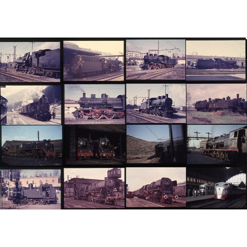 302 - Railway. Overseas Traction - EUROPE. A small collection of 28 x 35mm colour slides. The slides are o... 