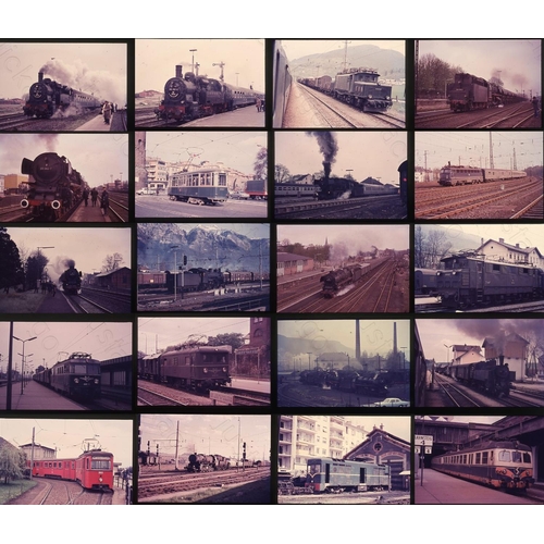 303 - Railway. Overseas Traction - EUROPE & the U.S.A. A collection approx. 160 x 35mm colour slides, stor... 