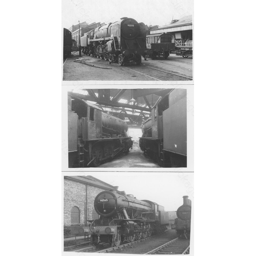 38 - Railway. B.R. Steam. A collection of approx. 220, postcard size, black and white prints. The prints ... 