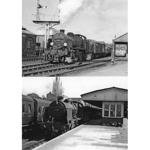 4 - Railway. BR Steam. An assortment of approx. 100 black and white, 7