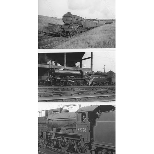 83 - Railway. B.R. Steam. A box of Approx. 700, black and white, postcard size prints. The prints feature... 