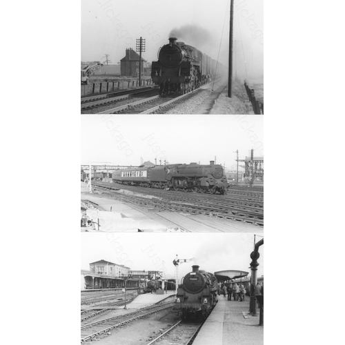 85 - Railway. B.R. Steam. A box of Approx. 500, black and white, postcard size prints. The prints feature... 