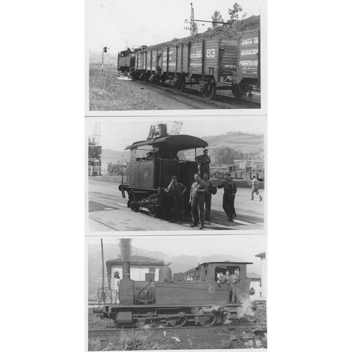 91 - Railway. Overseas Traction - PORTUGAL and SPAIN. A collection of approx. 148, black and white, postc... 