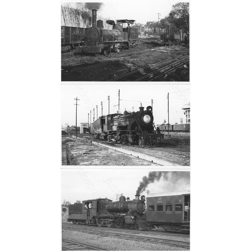 99 - Railway. Overseas Traction - INDIA. A collection of approx. 190, black and white, postcard size prin... 