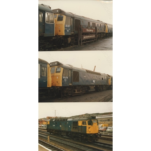 462 - Railway. Modern Traction. A shoebox containing approx. 700+ postcard size, colour prints. The prints... 