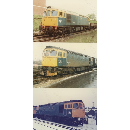 462 - Railway. Modern Traction. A shoebox containing approx. 700+ postcard size, colour prints. The prints... 