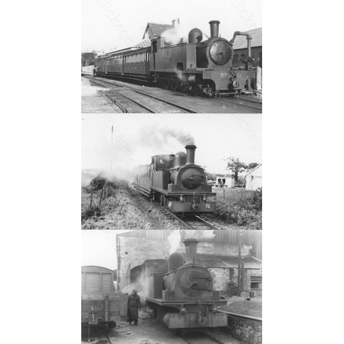 474 - Railway. Irish and Welsh Narrow Gauge. A good assortment of approx. 300, black and white, postcard s... 