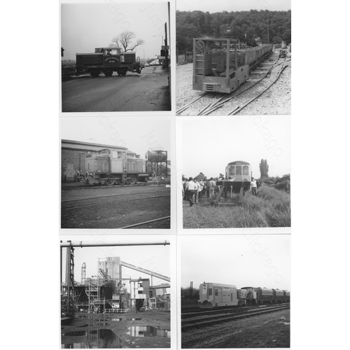 478 - Railway. Industrial. A good collection of approx. 450, mostly black and white, 3.25