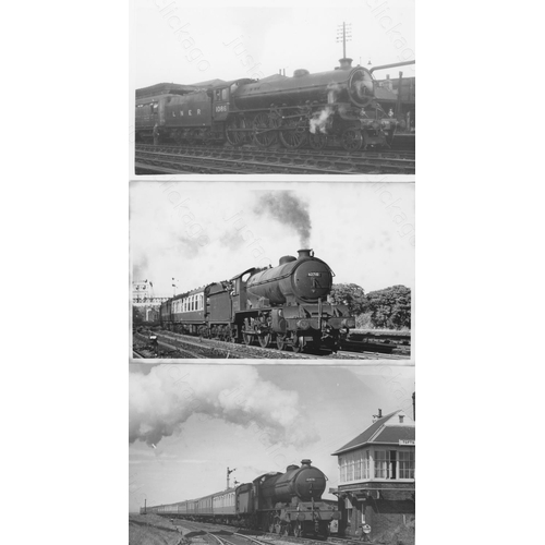 480 - Railway. B.R. Steam-ex L.N.E.R. A good assortment of approx. 300, black and white, postcard size pri... 