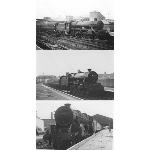 482 - Railway. B.R. Steam-ex L.M.S. A good assortment of approx. 300, black and white, postcard size print... 