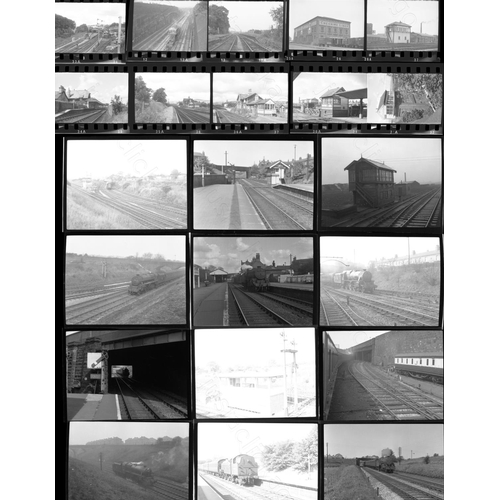 73 - Railway. B.R. Steam. A selection of approx. 100 assorted sizes, black and white, negatives. The nega... 