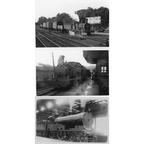 35 - Railway. B.R. Steam. A box of Approx. 650, black and white, postcard size prints. The prints are sli... 