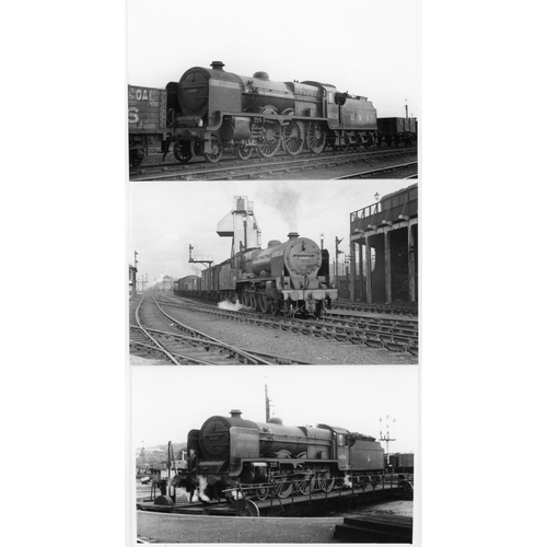 38 - Railway. B.R. Steam. A box of Approx. 750, black and white, postcard size prints. The prints are sli... 