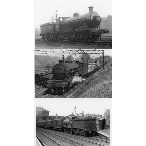 39 - Railway. B.R. Steam. A box of Approx. 750, black and white, postcard size prints. The prints are sli...