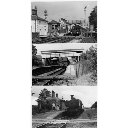 40 - Railway. B.R. Steam. A box of Approx. 700, black and white, postcard size prints. The prints are sli... 