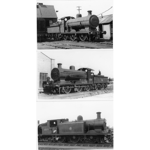 43 - Railway. B.R. Steam. A box of Approx. 750, black and white, postcard size prints. The prints are sli...